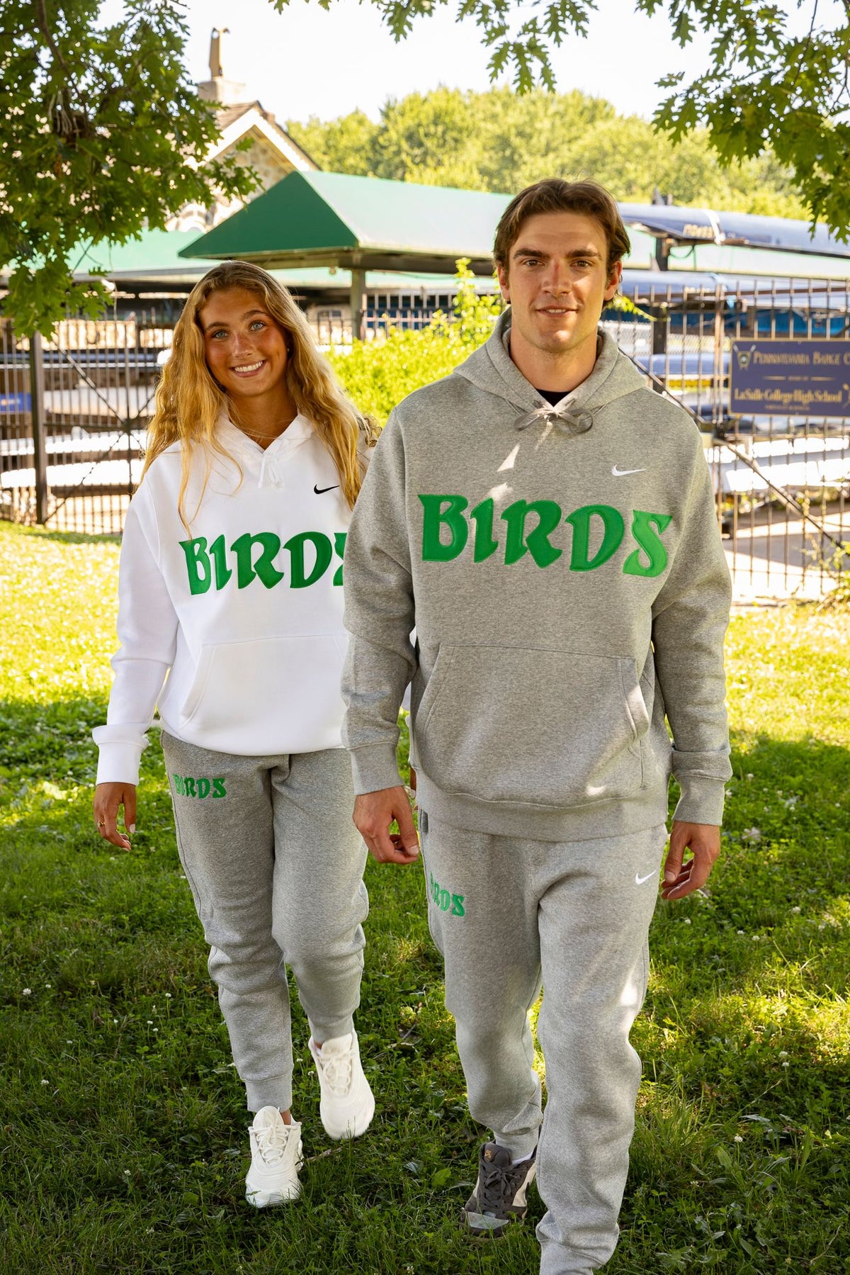 Grey Retro Nike® Hoodie with Sewn-On BIRDS